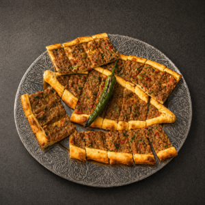 Kıymalı Pide